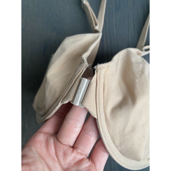LOT (3) Skims & Spanx Bras 34D/34DD Nude Beige Lightly Lined Front Closure - Picture 9 of 12